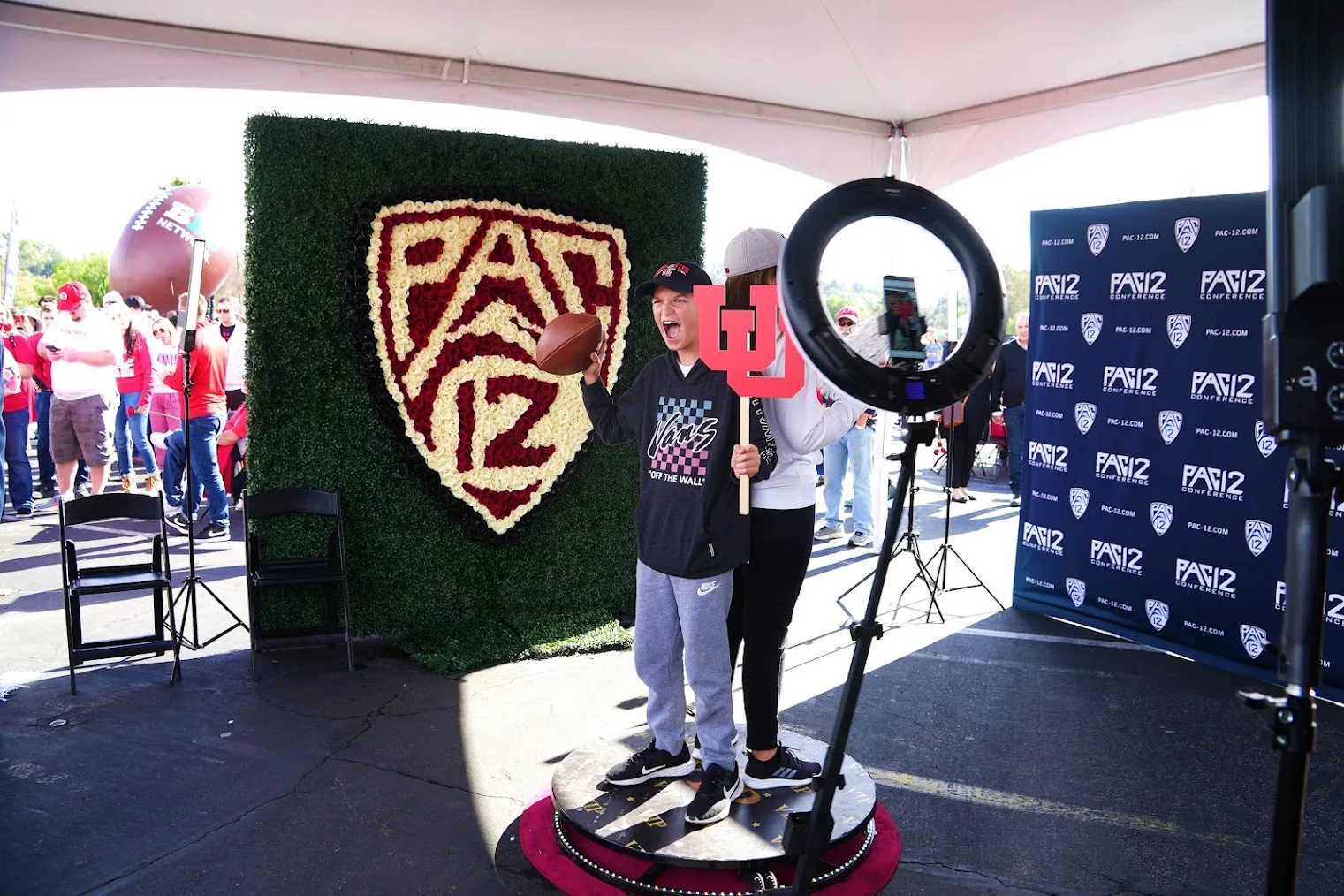 stadium fan activation photo booth in pasadena